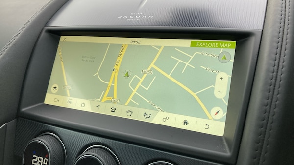 Used Jaguar F-Type 2021 for sale - 76234622: Photo 11