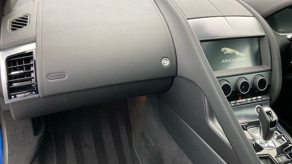 Used Jaguar F-Type 2021 for sale - 76234622: Photo 26