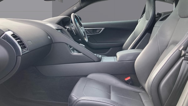 Used Jaguar F-Type 2021 for sale - 76234622: Photo 3
