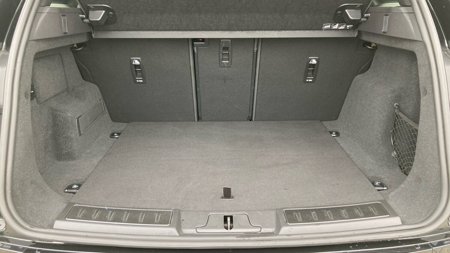 Used Land Rover Range Rover Evoque 2025 for sale - 76222092: Photo 10