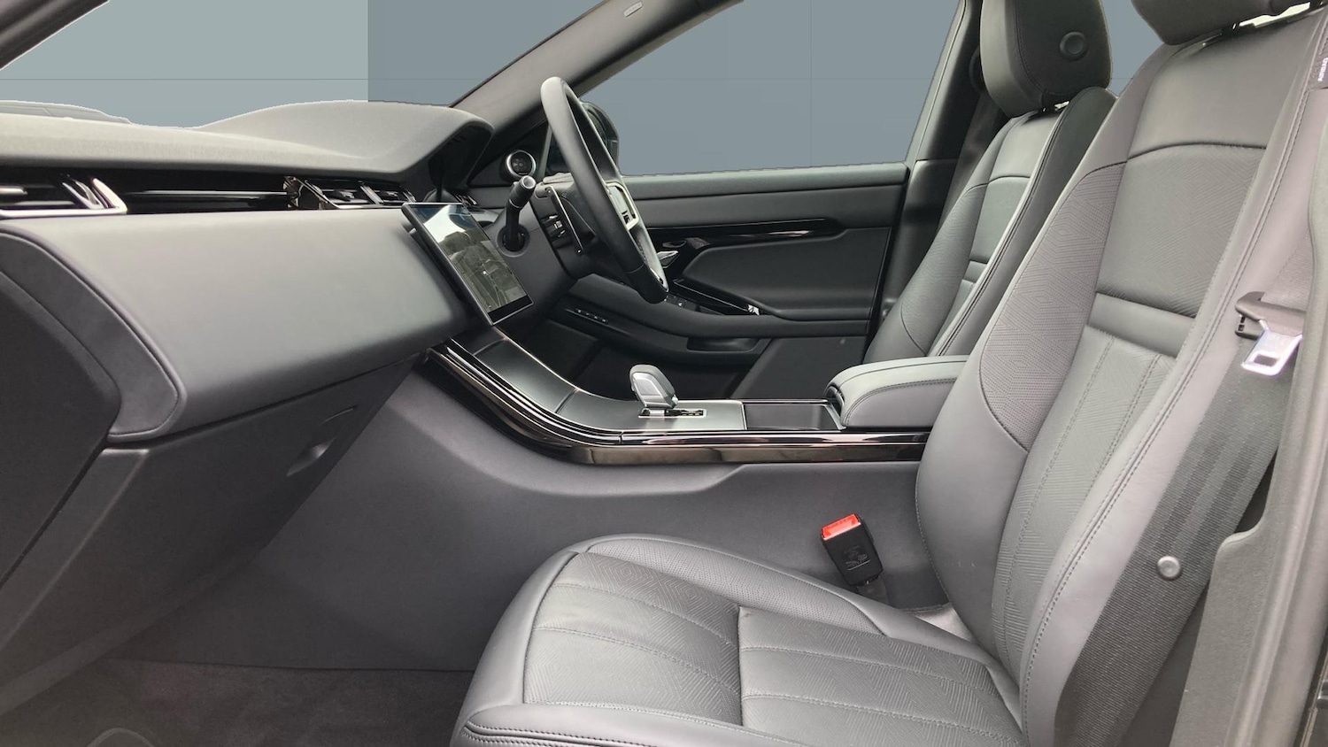 Used Land Rover Range Rover Evoque 2025 for sale - 76222092: Photo 3