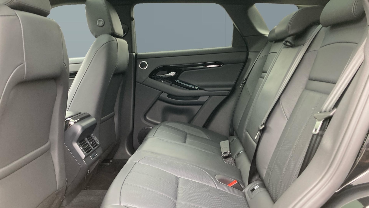 Used Land Rover Range Rover Evoque 2025 for sale - 76222092: Photo 4