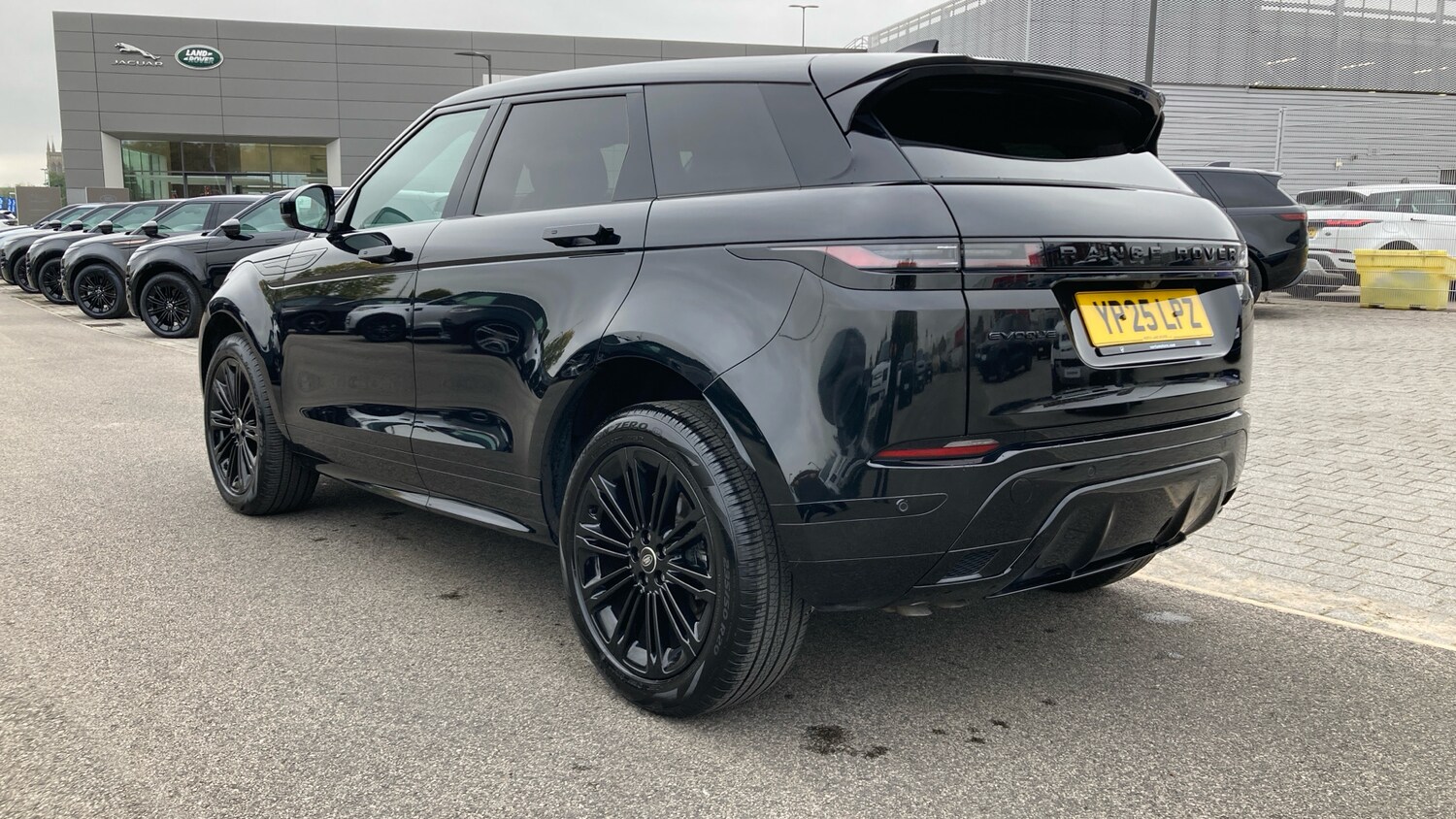 Used Land Rover Range Rover Evoque 2025 for sale - 76222092: Photo 40