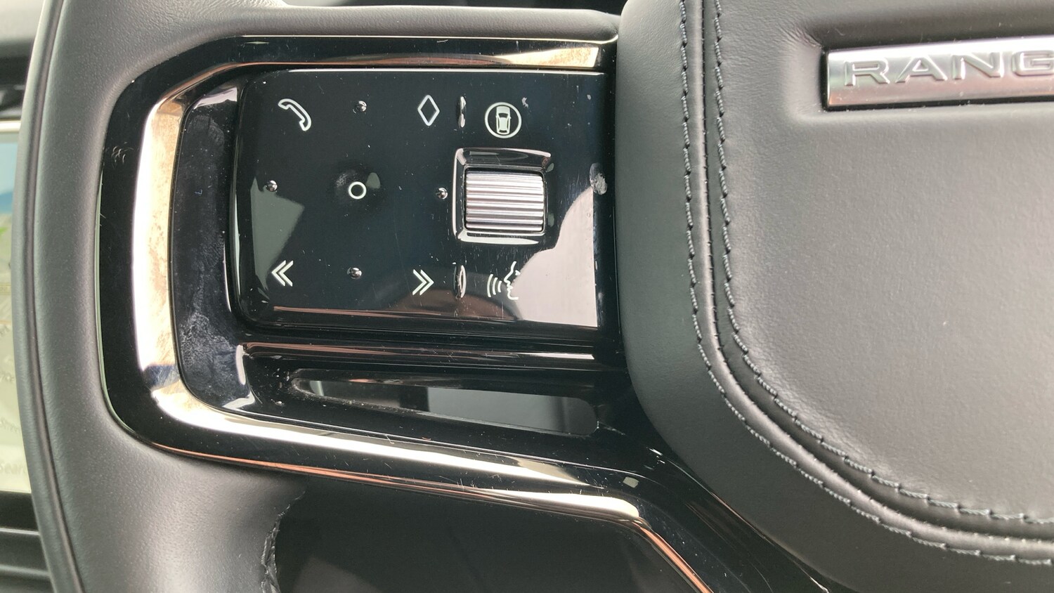 Used Land Rover Range Rover Evoque 2025 for sale - 76222092: Photo 43