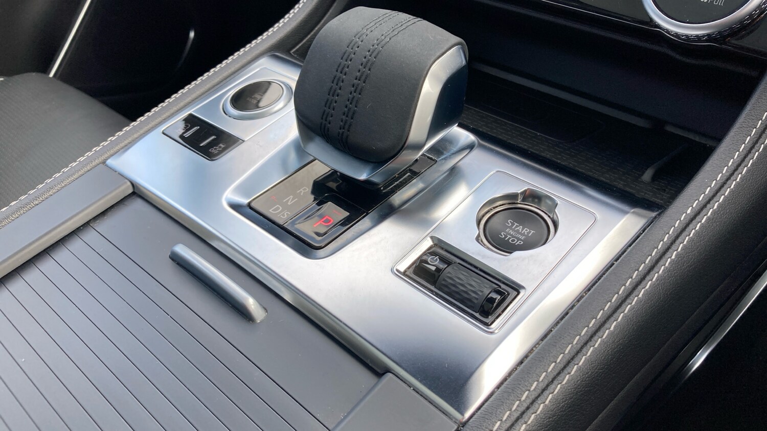 Used Jaguar F-Pace 2024 for sale - 76222093: Photo 13