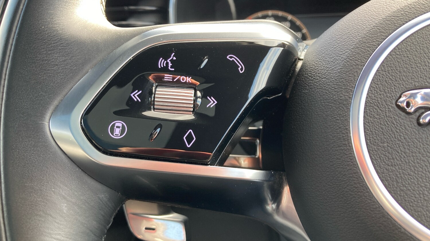 Used Jaguar F-Pace 2024 for sale - 76222093: Photo 43