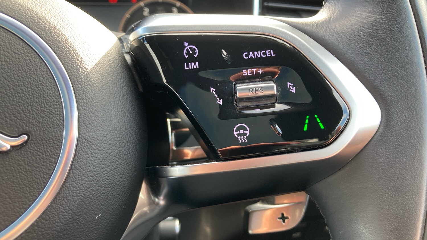 Used Jaguar F-Pace 2024 for sale - 76222093: Photo 44