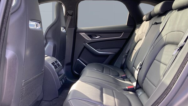 Used Jaguar F-Pace 2024 for sale - 76222093: Photo 4