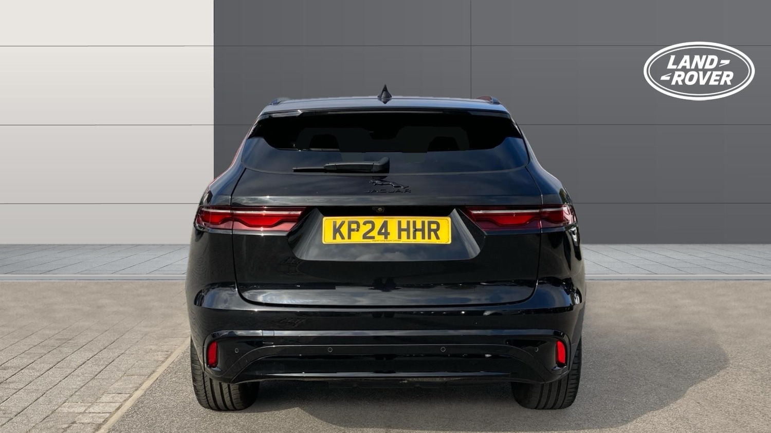 Used Jaguar F-Pace 2024 for sale - 76222093: Photo 6