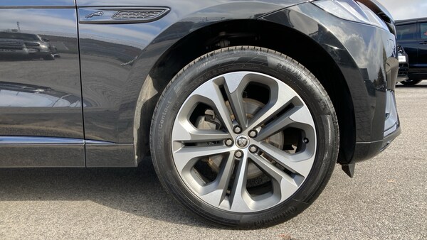 Used Jaguar F-Pace 2024 for sale - 76222093: Photo 8