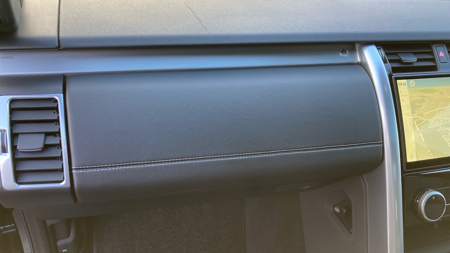 Used Land Rover Discovery 2024 for sale - 77116446: Photo 26