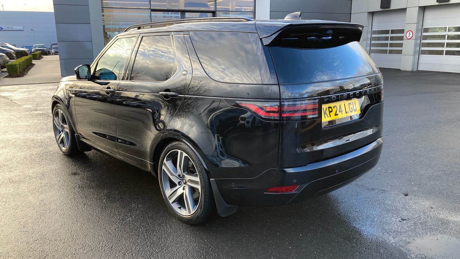 Used Land Rover Discovery 2024 for sale - 77116446: Photo 40