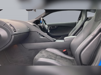 Used Jaguar F-Type 2022 for sale - 77435590: Photo