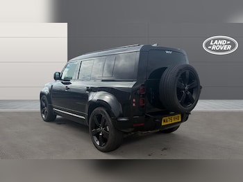 Used Land Rover Defender 2025 for sale - 78109202: Photo