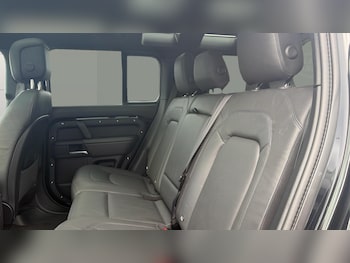 Used Land Rover Defender 2025 for sale - 78109202: Photo