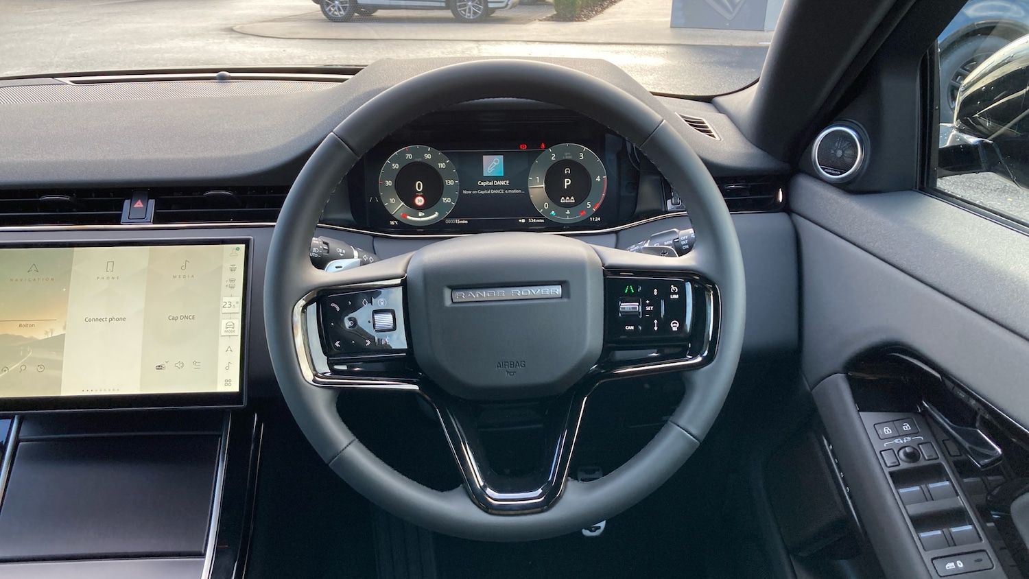 Used Land Rover Range Rover Evoque 2025 for sale - 77643627: Photo 15