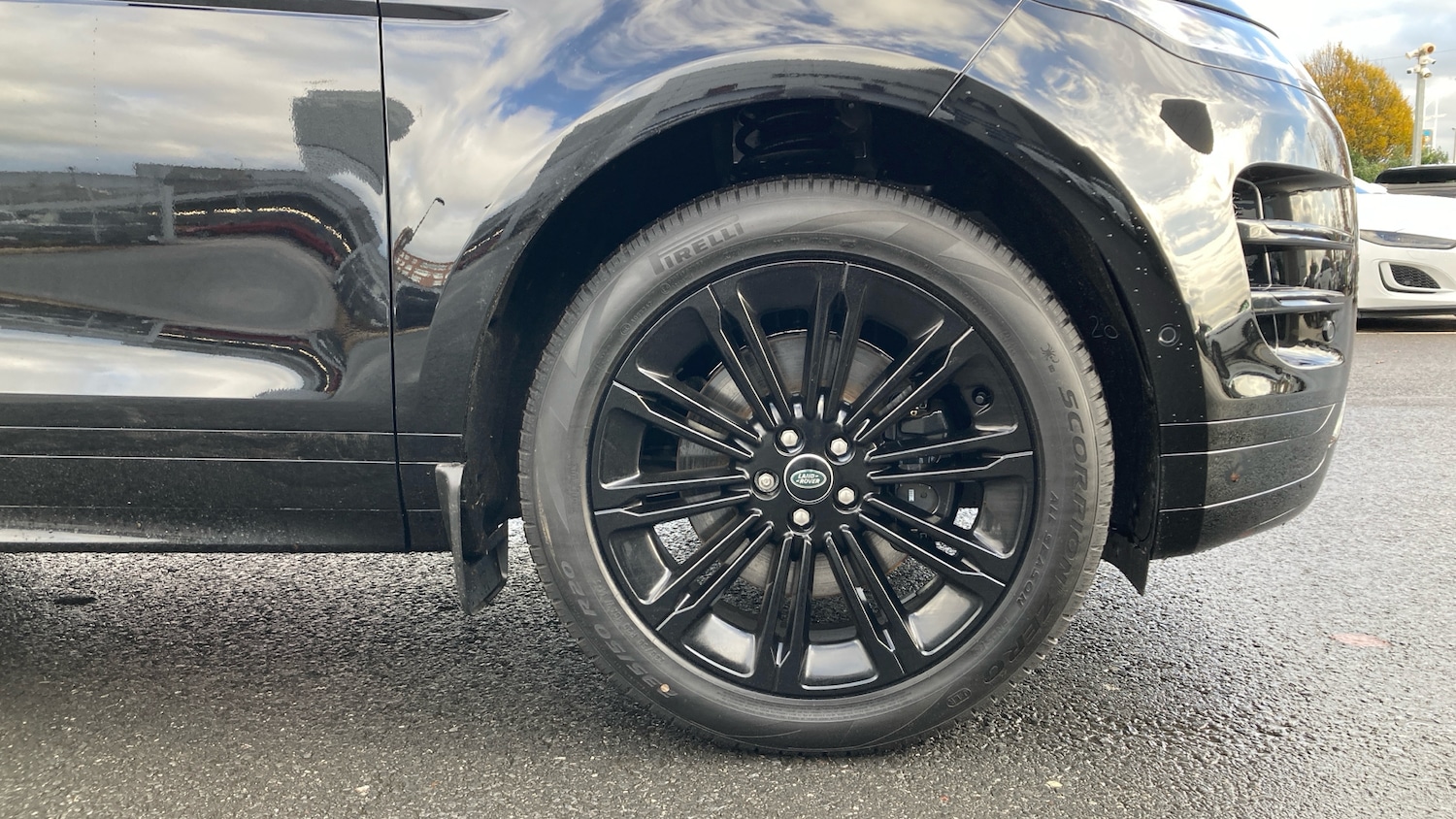 Used Land Rover Range Rover Evoque 2025 for sale - 77643627: Photo 8