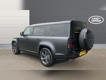 Used Land Rover Defender 2025 for sale - 77653506: Photo