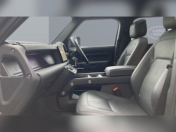 Used Land Rover Defender 2025 for sale - 77653506: Photo