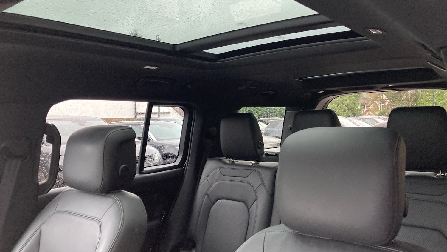 Used Land Rover Defender 2025 for sale - 77653506: Photo 47