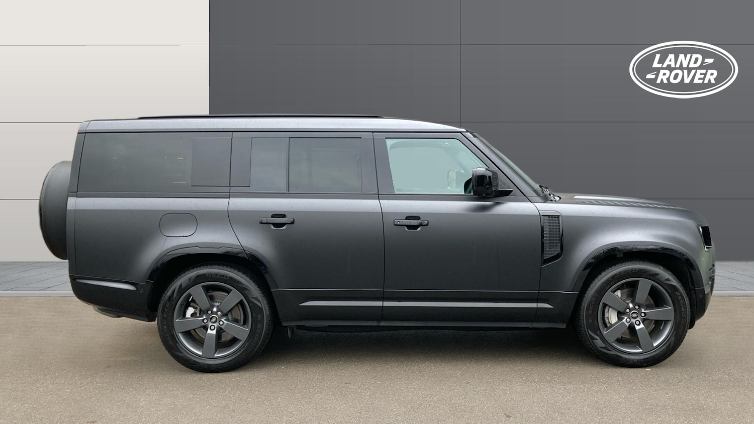 Used Land Rover Defender 2025 for sale - 77653506: Photo 5