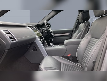 Used Land Rover Discovery 2021 for sale - 76196348: Photo 3