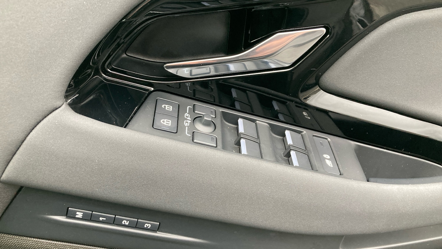 Used Land Rover Range Rover Evoque 2025 for sale - 76421774: Photo 45