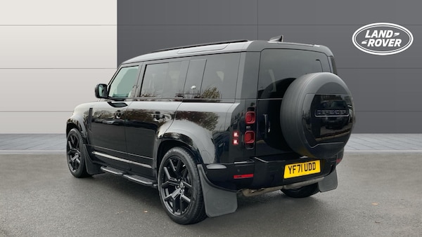 Used Land Rover Defender 2022 for sale - 76287146: Photo 2
