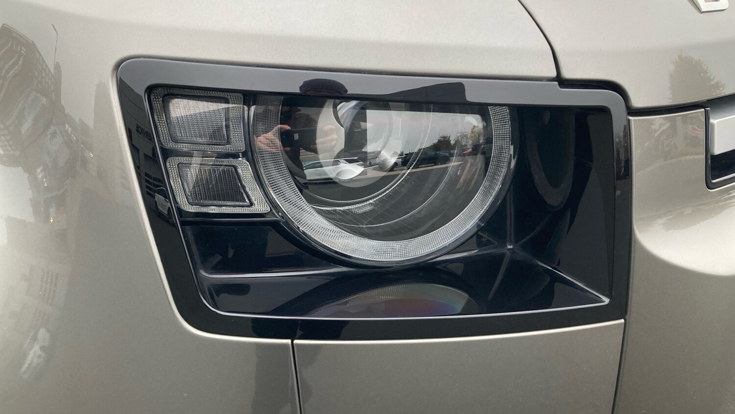 Used Land Rover Defender 2023 for sale - 76234624: Photo 17