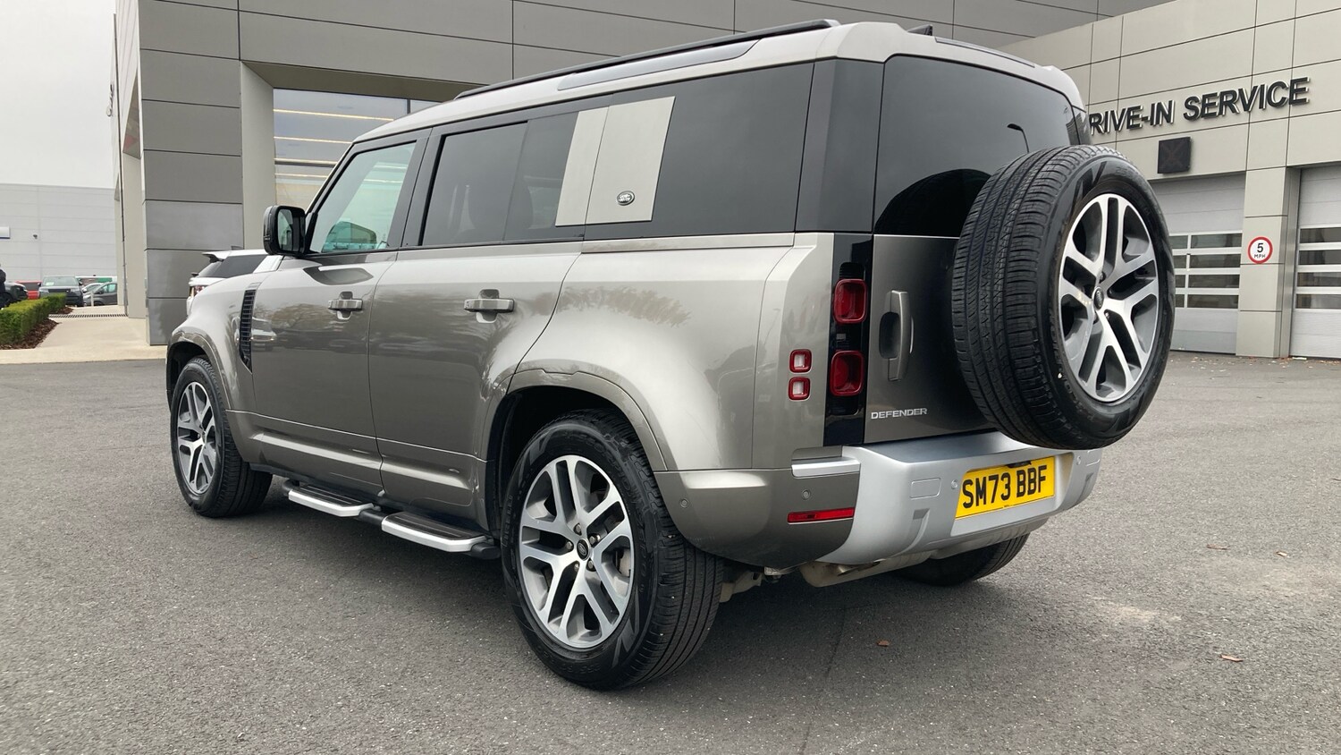 Used Land Rover Defender 2023 for sale - 76234624: Photo 41