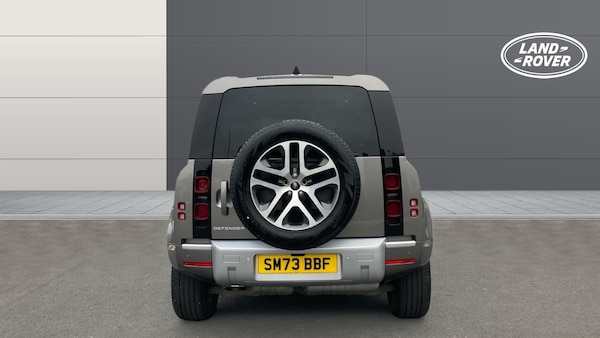 Used Land Rover Defender 2023 for sale - 76234624: Photo 6