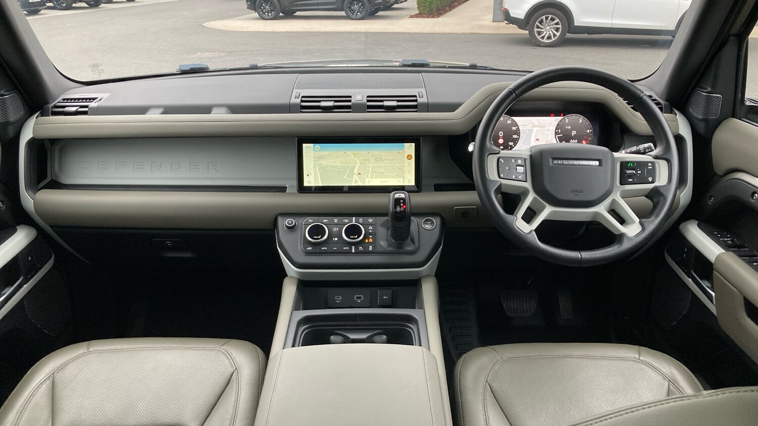 Used Land Rover Defender 2023 for sale - 76234624: Photo 9