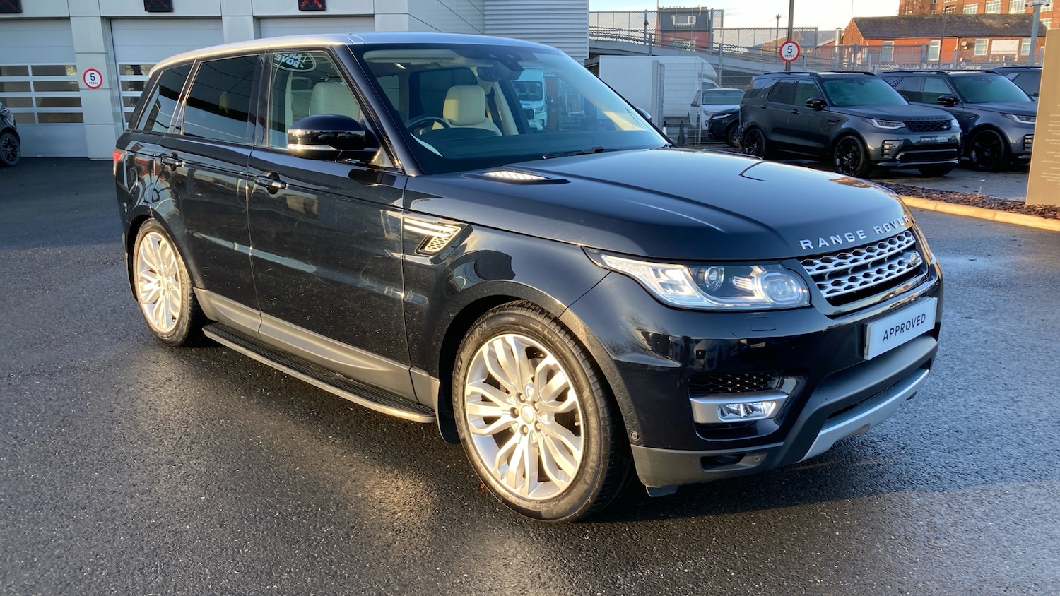 Used Land Rover Range Rover Sport 2017 for sale - 76960622: Photo 33