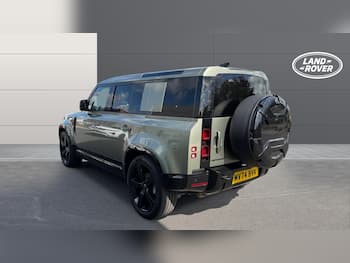 Used Land Rover Defender 2024 for sale - 79641158: Photo