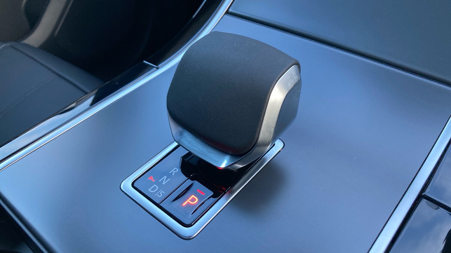 Used Land Rover Range Rover Velar 2025 for sale - 77354210: Photo 13