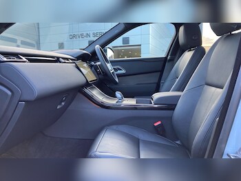 Used Land Rover Range Rover Velar 2025 for sale - 77354210: Photo