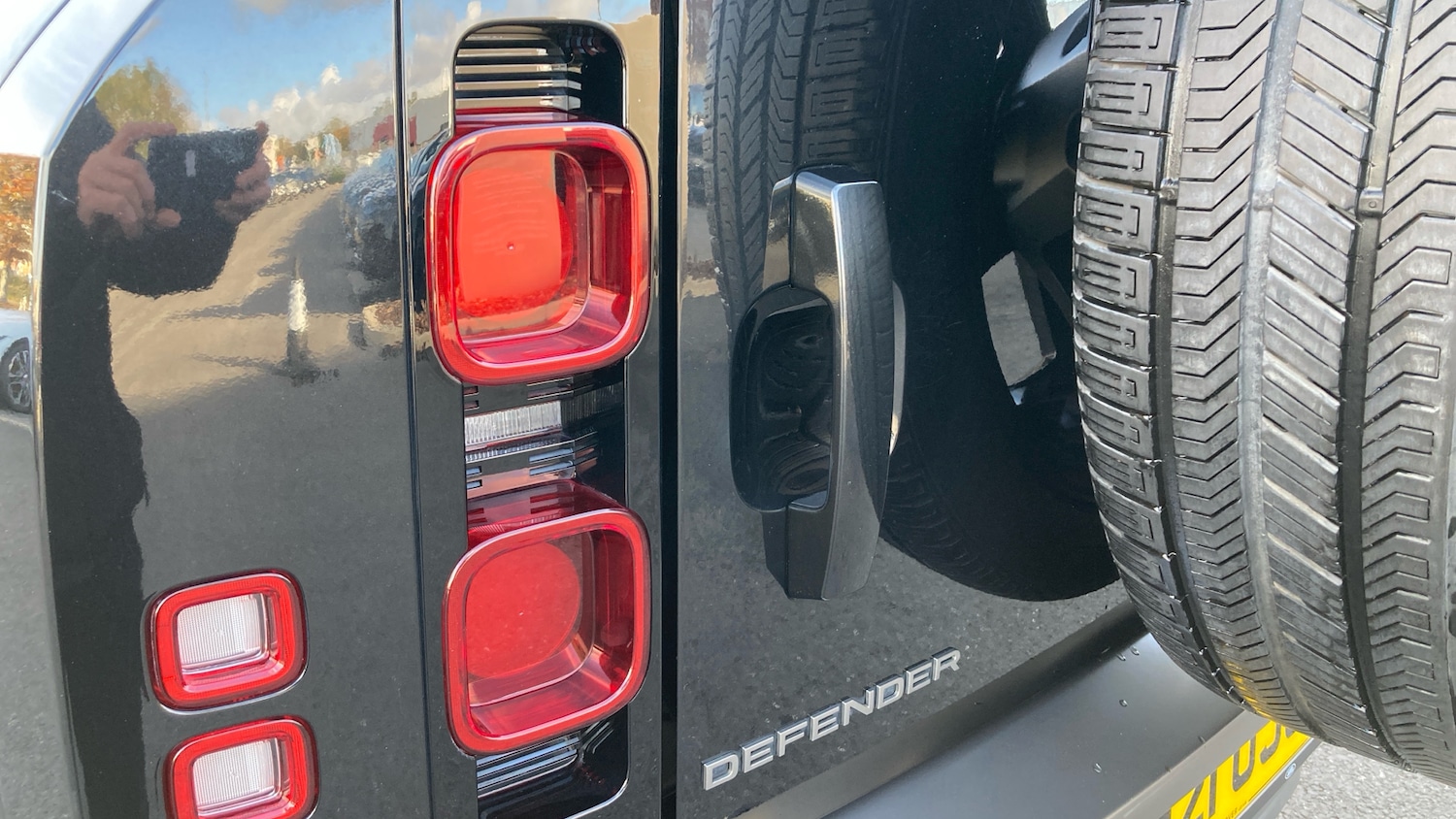 Used Land Rover Defender 2021 for sale - 76580628: Photo 19