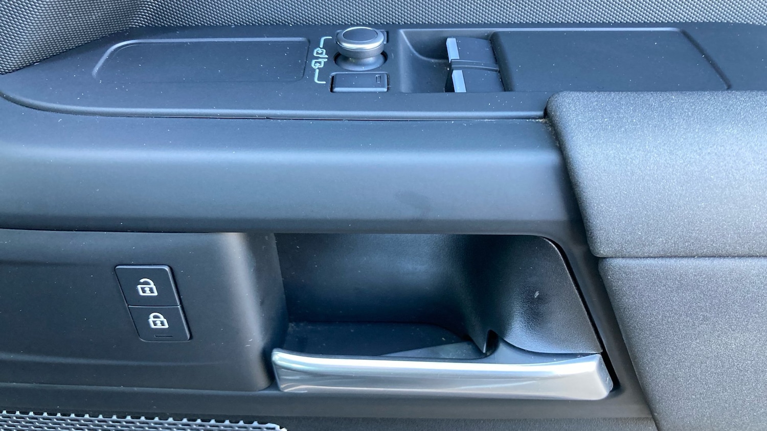 Used Land Rover Defender 2021 for sale - 76580628: Photo 45