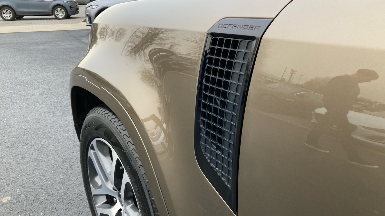 Used Land Rover Defender 2022 for sale - 76782520: Photo 20