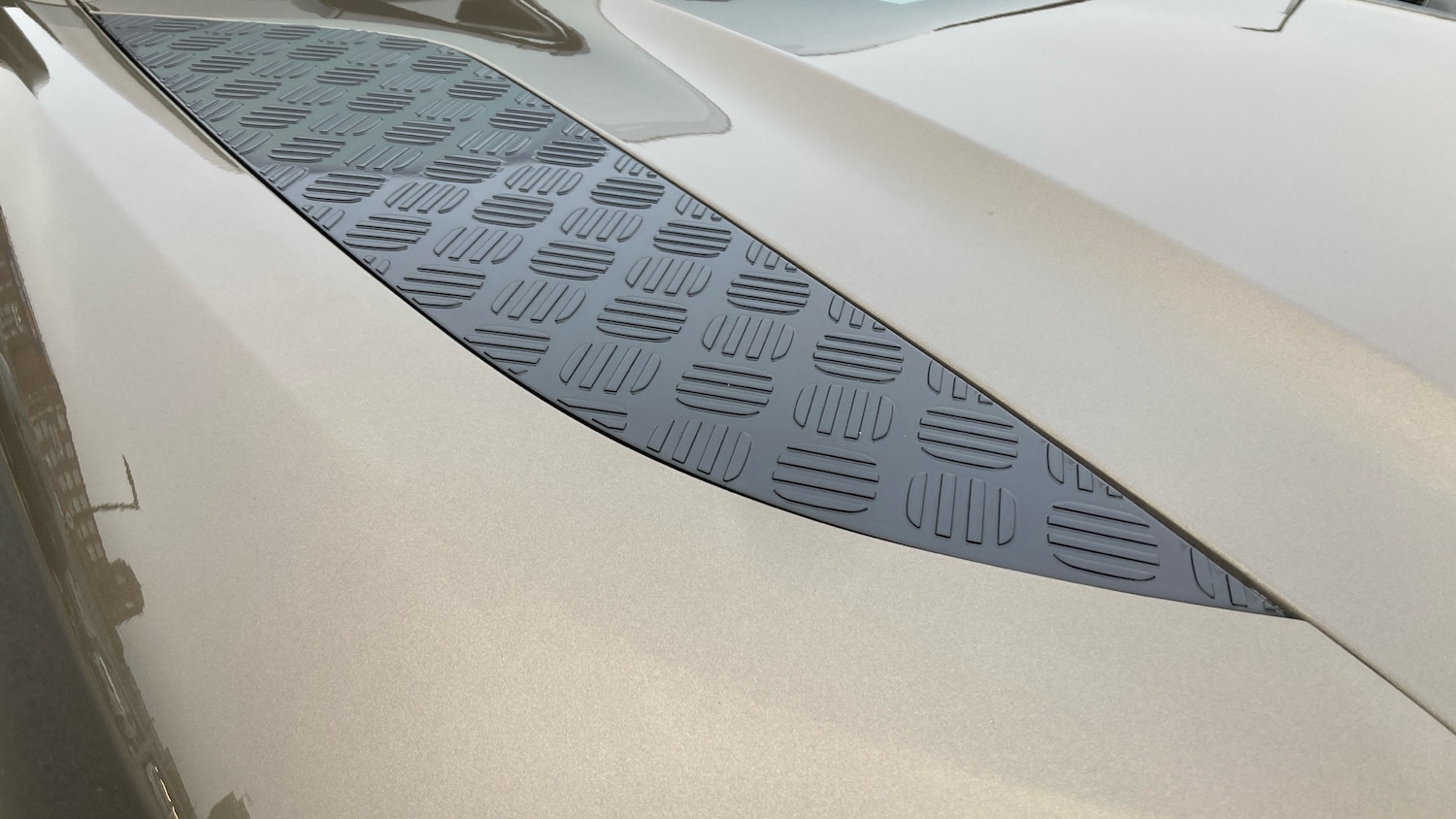 Used Land Rover Defender 2022 for sale - 76782520: Photo 23