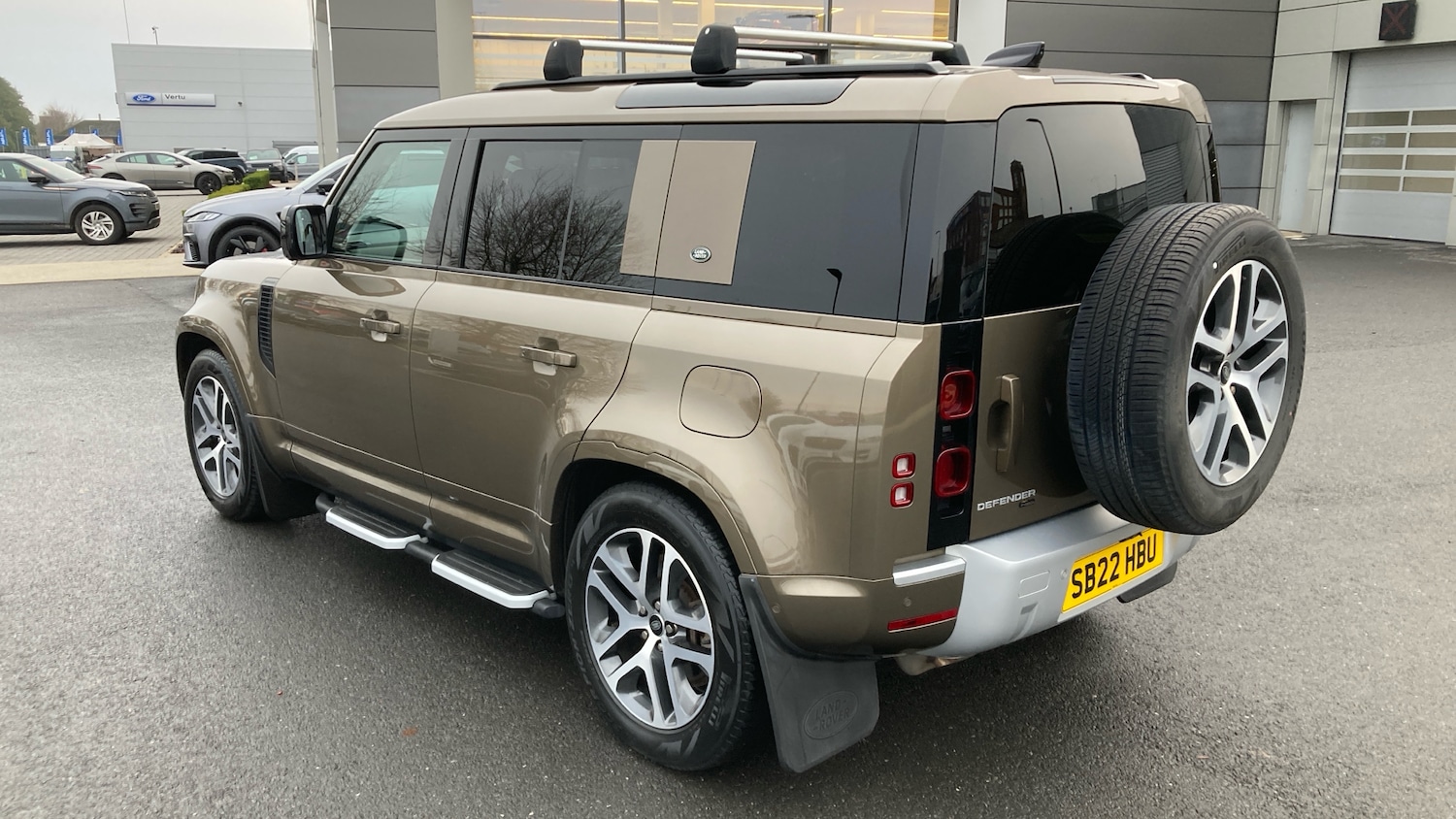 Used Land Rover Defender 2022 for sale - 76782520: Photo 41