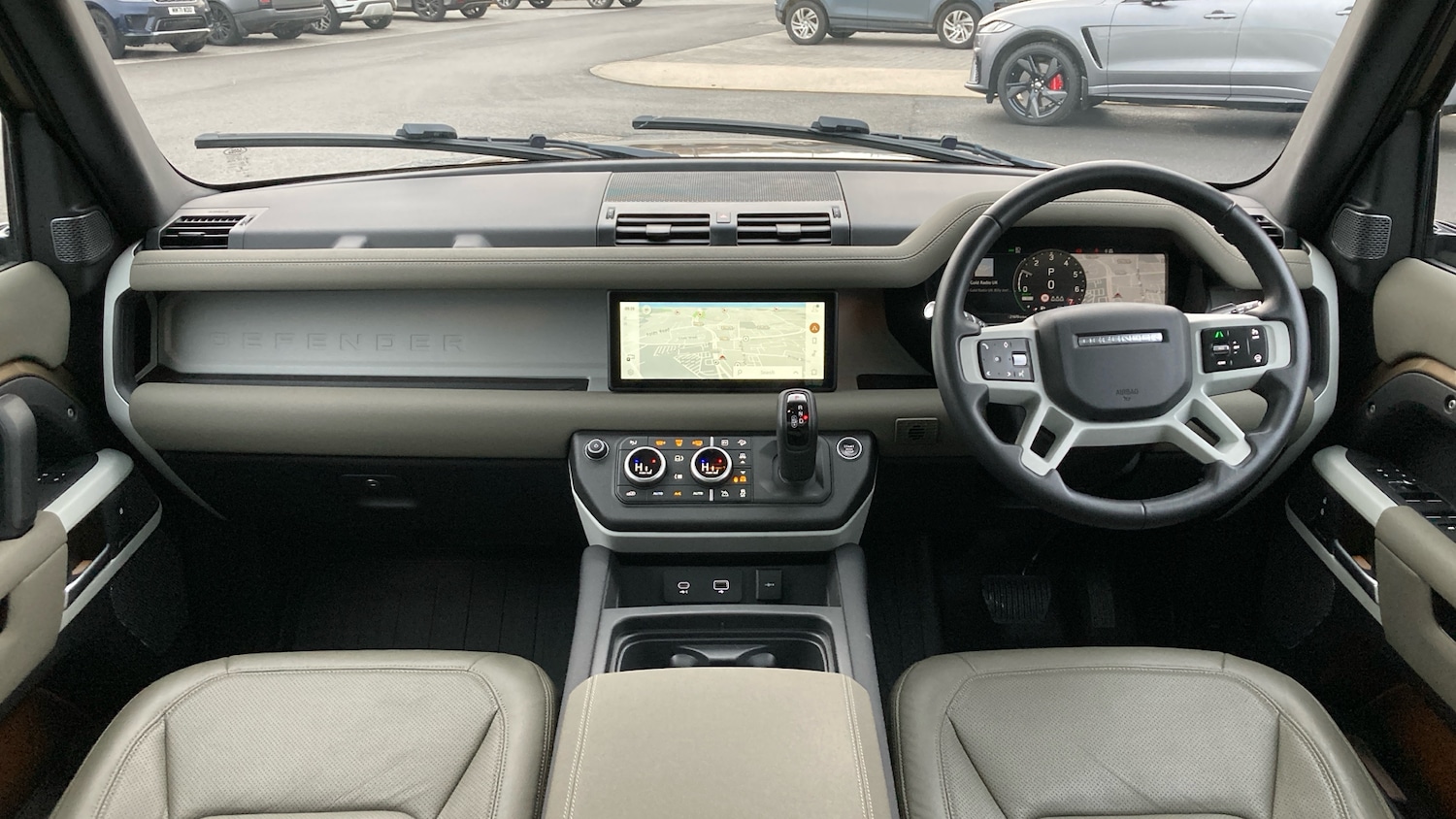 Used Land Rover Defender 2022 for sale - 76782520: Photo 9