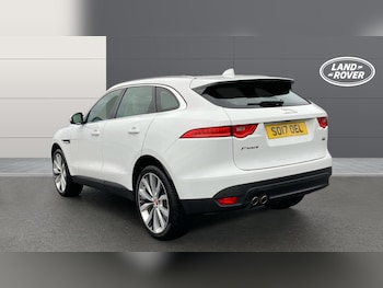 Used Jaguar F-Pace 2017 for sale - 76452635: Photo
