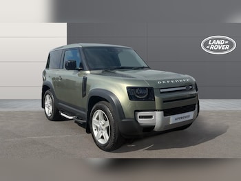 Used Land Rover Defender 2024 for sale - 79102323: Photo