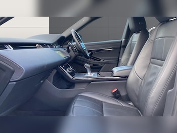 Used Land Rover Range Rover Evoque 2021 for sale - 77138500: Photo