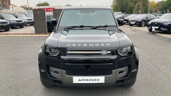 Used Land Rover Defender 2024 for sale - 76222091: Photo 31