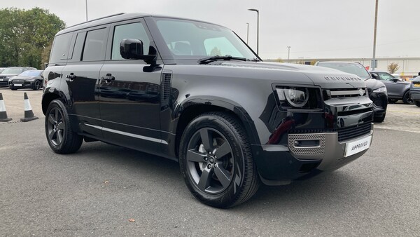 Used Land Rover Defender 2024 for sale - 76222091: Photo 32