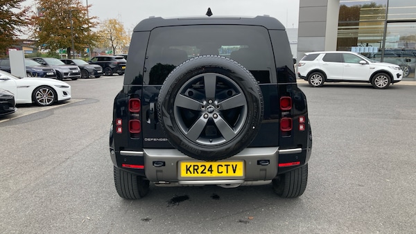 Used Land Rover Defender 2024 for sale - 76222091: Photo 38