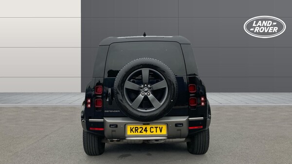 Used Land Rover Defender 2024 for sale - 76222091: Photo 6