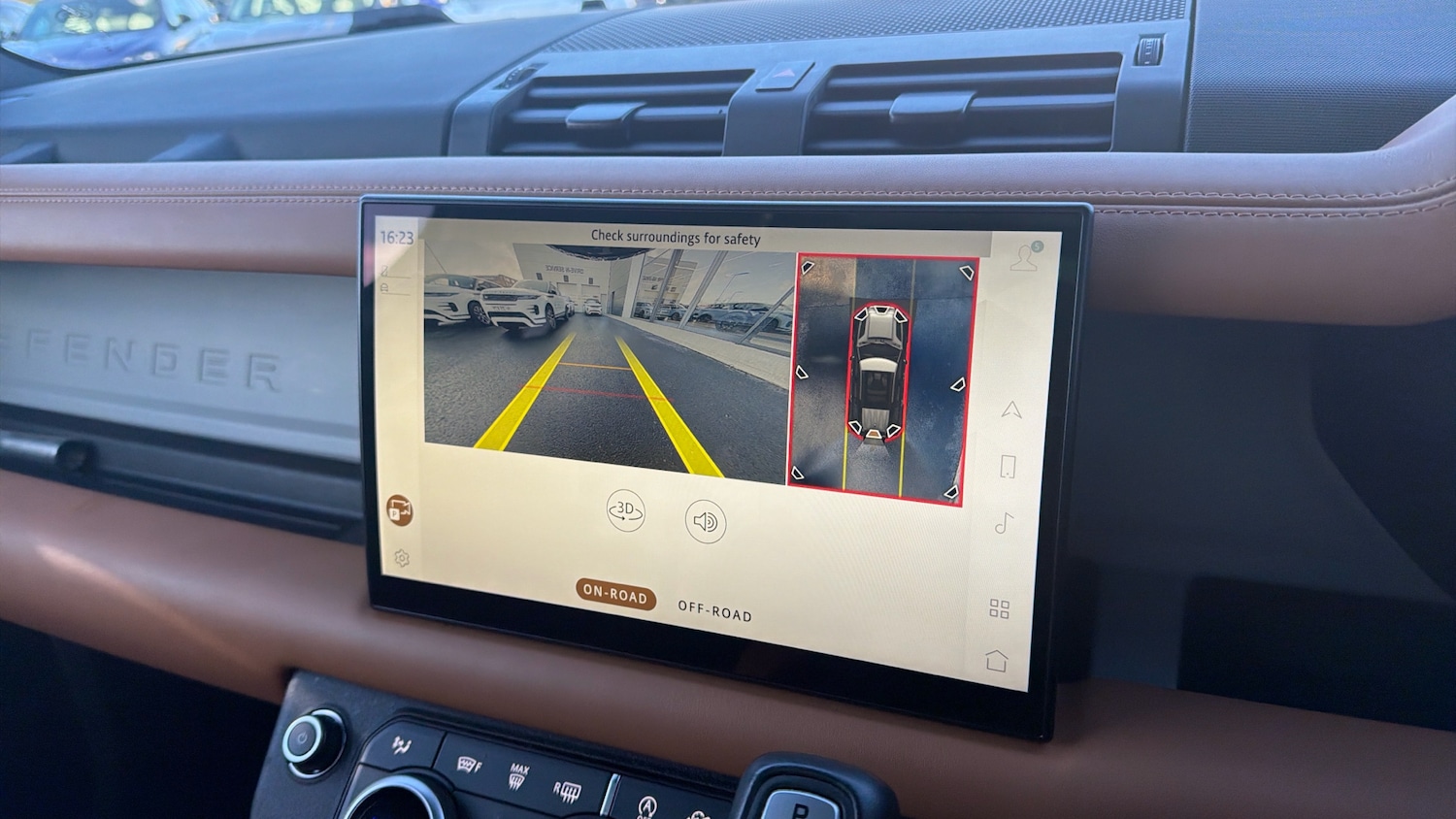 Used Land Rover Defender 2023 for sale - 78028478: Photo 12